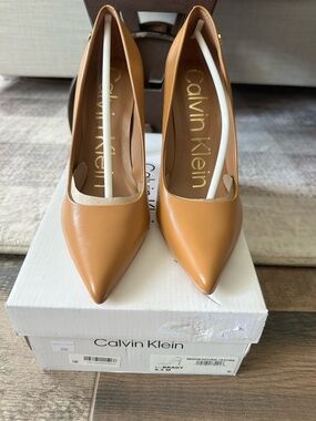 BRAND NEW Calvin Klein Brady Heels